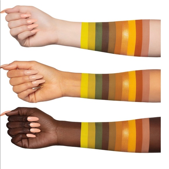 Melt Cosmetics Four Twenty Eyeshadow pallette - Picture 2 of 3